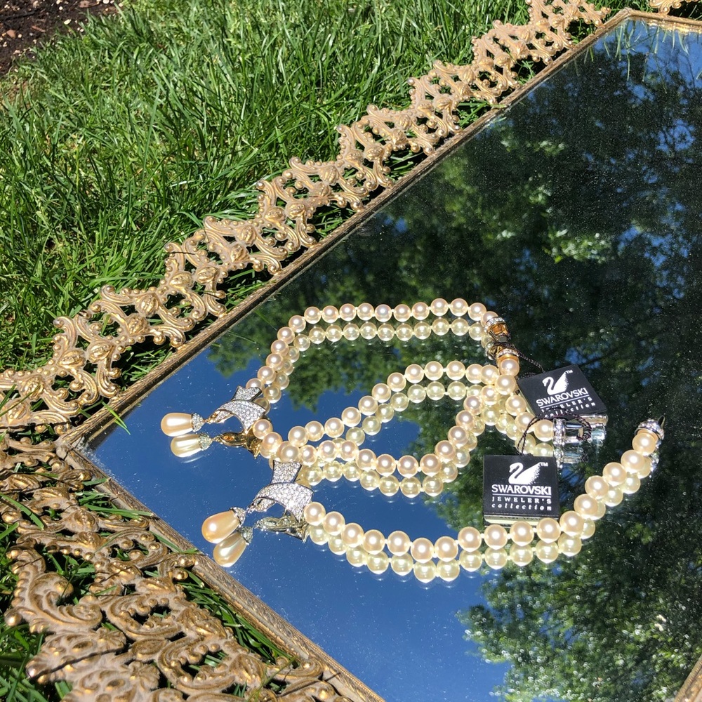Swarovski Crystal Pearl Necklace- gold AND silver